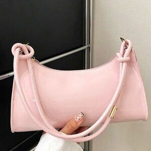 Pink Shoulder Strap Tote Bag Handbag for Women Closure Type: Zipper
Size: Small